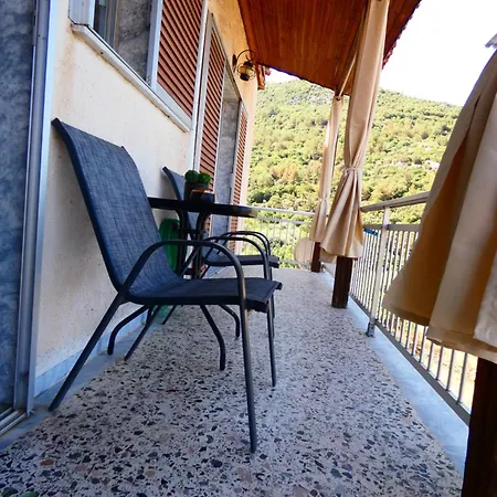 Montagna E Mare * Kallirákhi