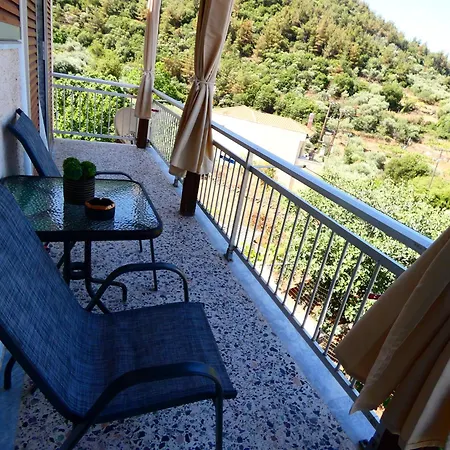 Montagna E Mare Kallirákhi