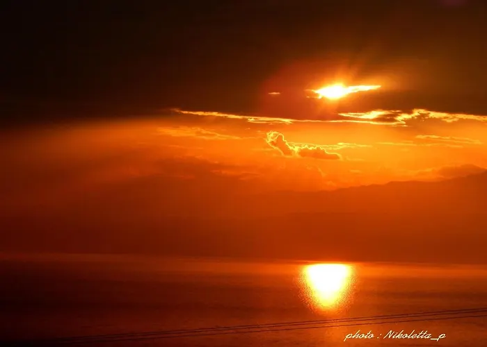 Montagna E Mare Kallirákhi